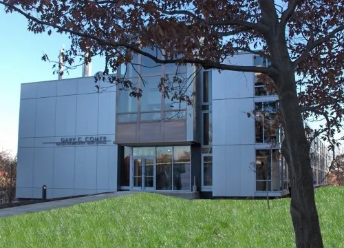 Gary C. Comer Geochemistry Building named R&D Daily's Lab of the Year