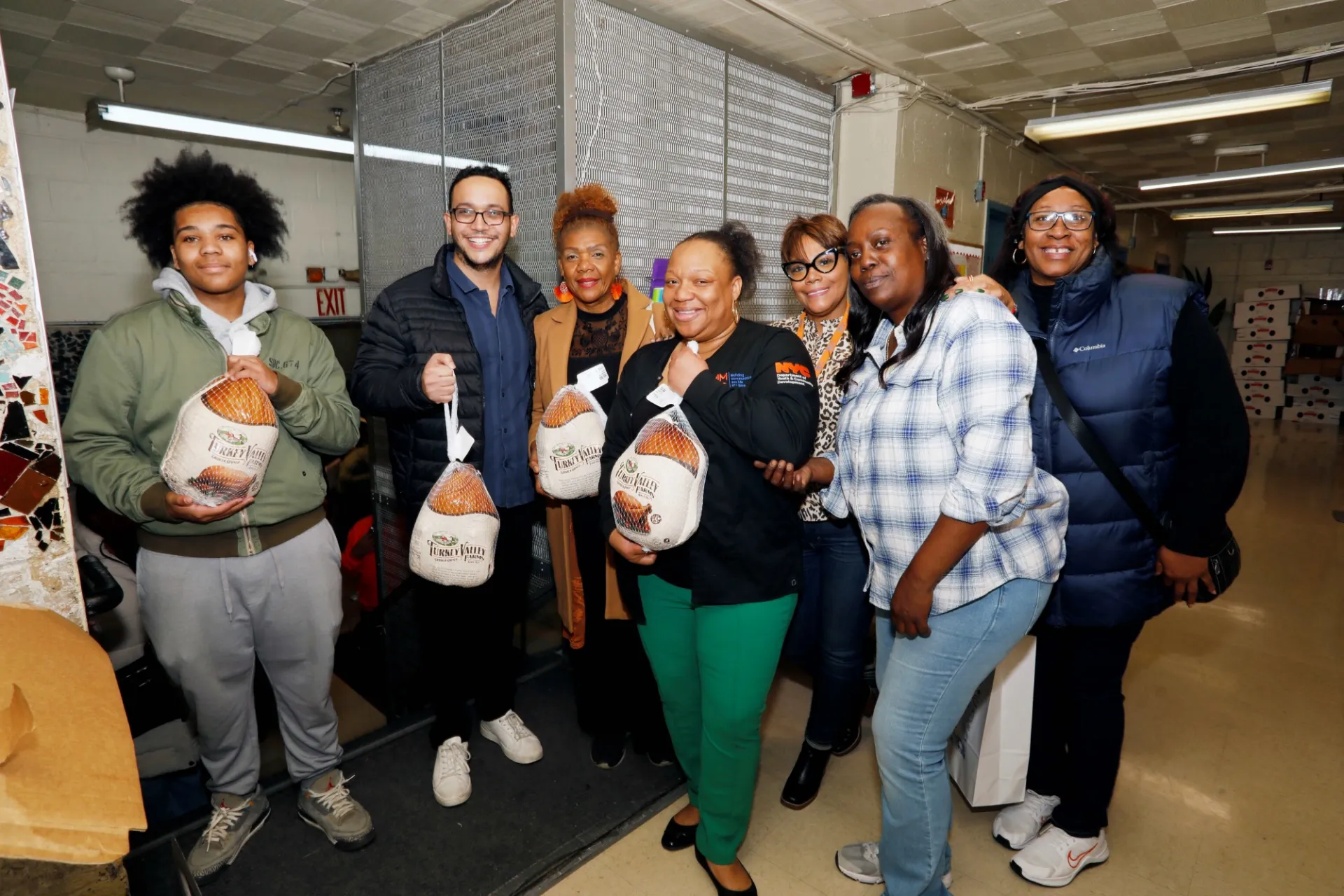 Departments across Facilities and Operations, led by Construction Business Initiatives, gave back to the local community, this year teaming up with Skanska USA to provide 300 meal kits to local families. 