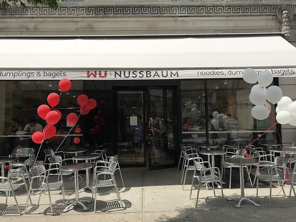 Restaurant Wu and Nussbaum with red and white balloons