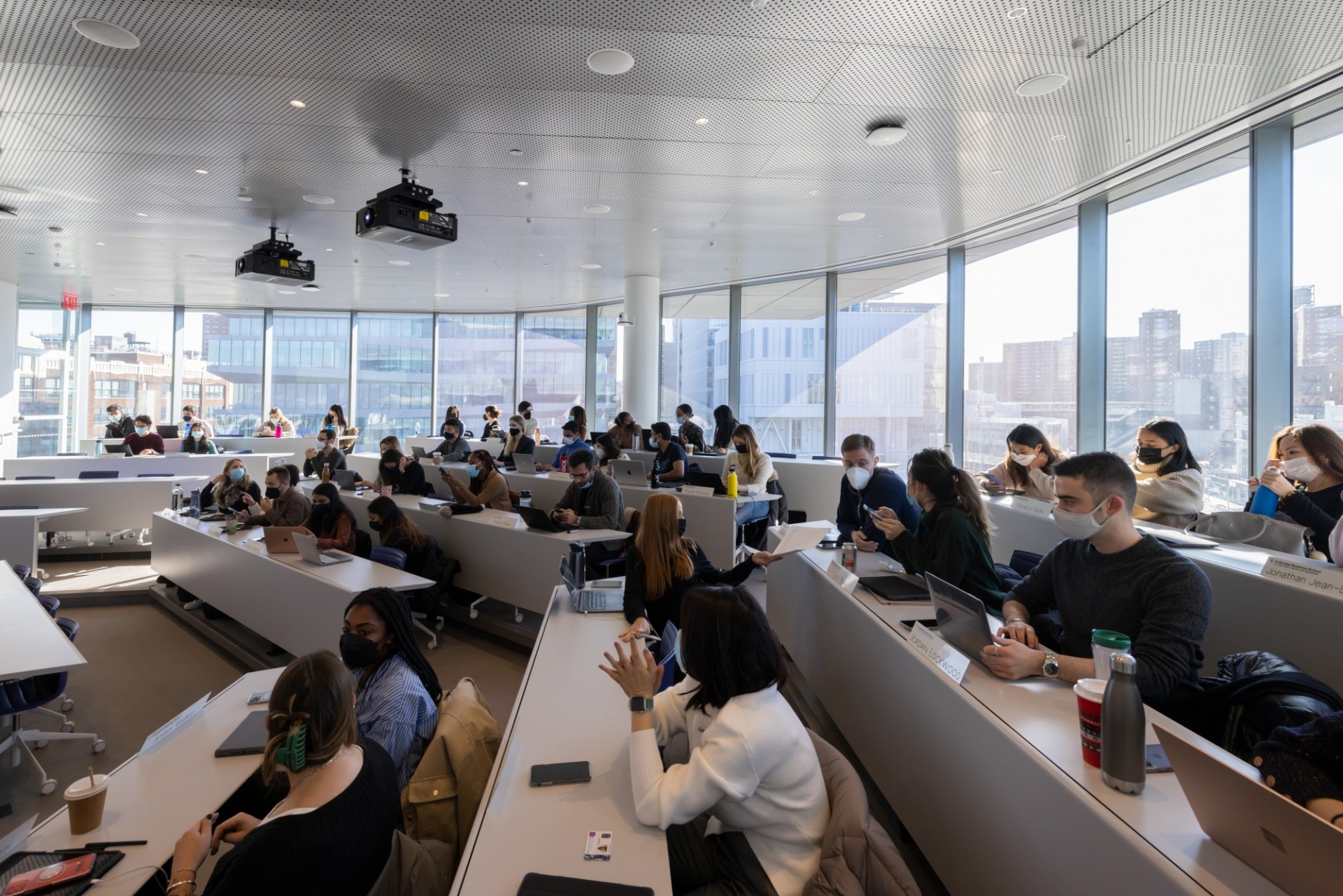 Spaces within Henry R. Kravis and David Geffen Halls have panoramic views of the Manhattanville campus and the city. (Photo: Iwan Baan) A classroom within Henry R. Kravis Hall.