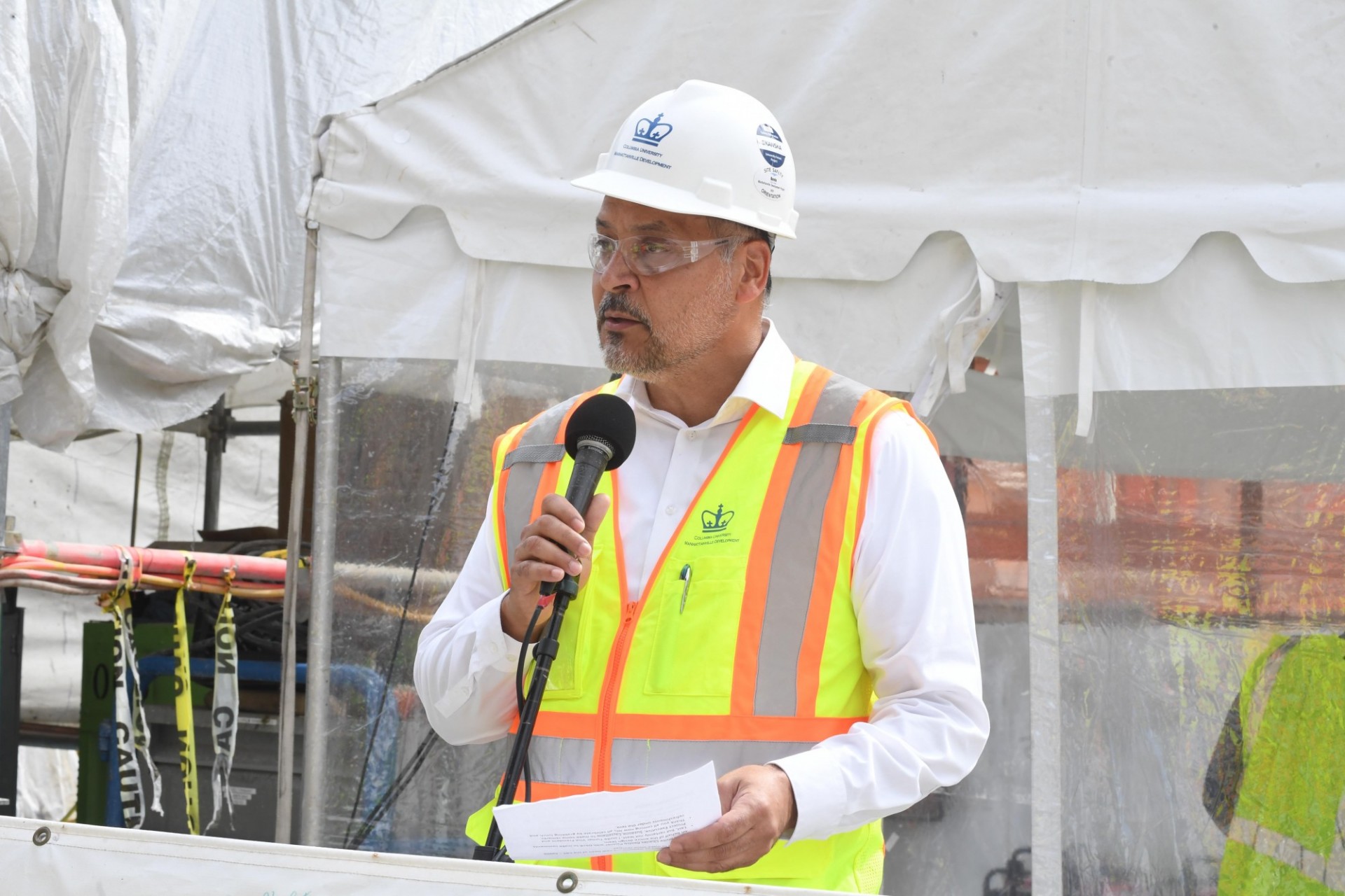 Marcelo Velez speaking at the topping out ceremony for the Columbia Business School in Sept. 2019 (Photo: Eileen Barroso)