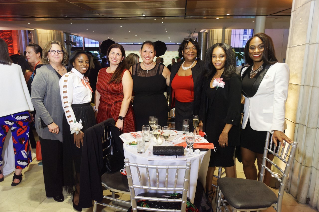 (L-R): Helen Bielak, Monifa Smith-Zamor, Antonella Contrera, Afrodita Sali, Tanya Pope, Tiffany Williams and J. Naomi Glean wbc awards